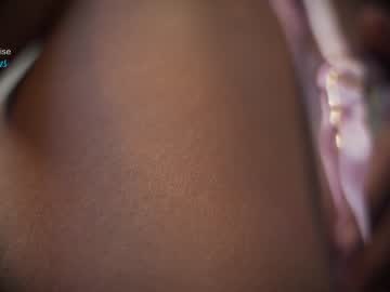 webcam girl tayraparadise live cam image #2221346