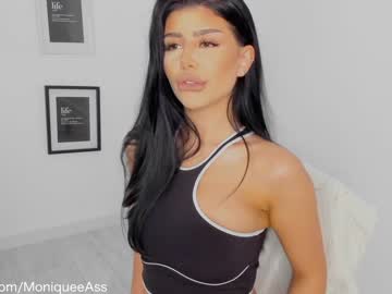 webcam girl moniqueeass live cam image #4547591