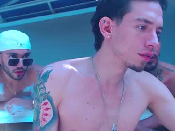 webcam man fratguysonline live cam image #5621565