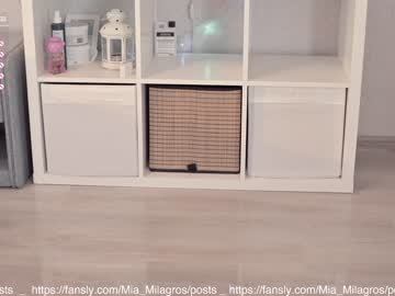 webcam girl mia_milagros live cam image #2547286