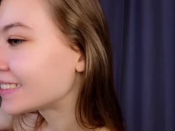 webcam girl lil_babe_ live cam image #5564460