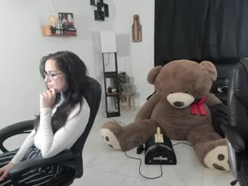 webcam girl emoxbunny live cam image #5702139