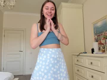 webcam girl eleonora_linn live cam image #2425981