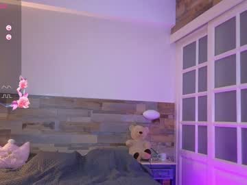 webcam girl callme_star live cam image #6990226