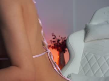 webcam girl emma_land live cam image #4966240