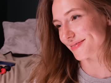 webcam girl innocentprovenguilty live cam image #4385855