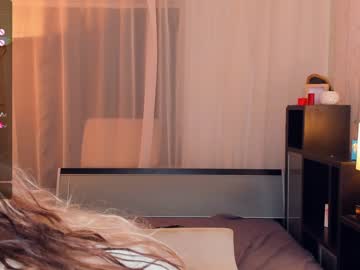 webcam girl deliaderrick live cam image #6400145