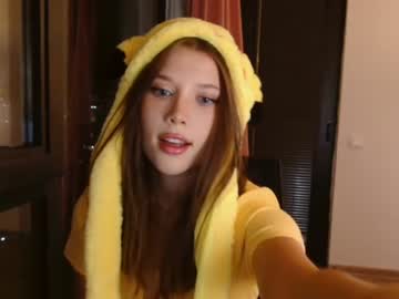 webcam girl bitter_moon live cam image #6708741