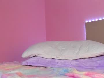 webcam girl little_effy18 live cam image #3132572