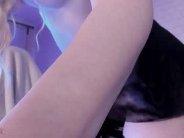 webcam girl uindi live cam image #6934550