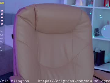 webcam girl mia_milagros live cam image #514819