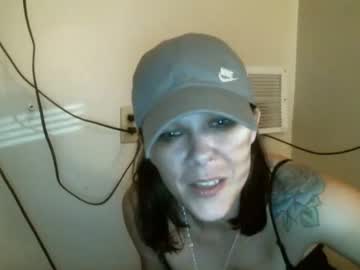 webcam girl fuckmyface40 live cam image #243122