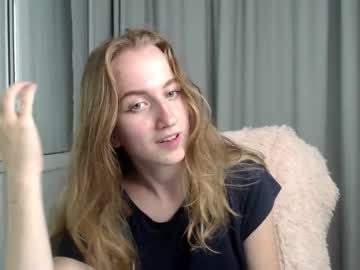 webcam girl nearsaturn live cam image #2509806
