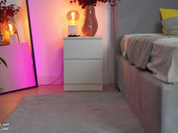 webcam girl emma_land live cam image #5437984