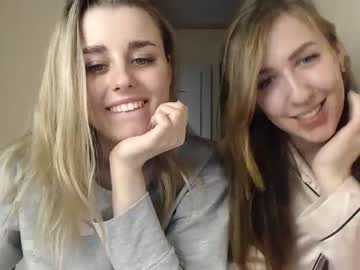 webcam couple lulu_sha live cam image #1072356