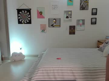 webcam girl ashlyeroberts01 live cam image #3654027