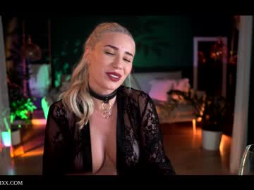 webcam girl provocatrixx live cam image #2961659