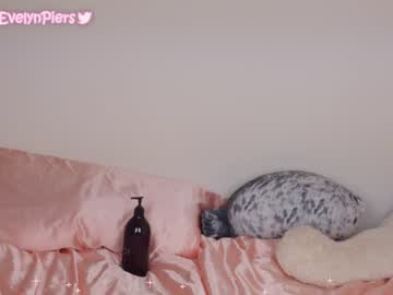 webcam girl evelynpiers live cam image #125483