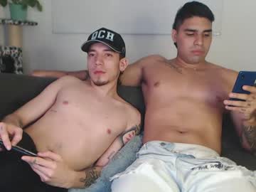 webcam man fratguysonline live cam image #4251197