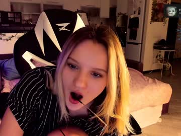 webcam girl sonjashy live cam image #1251102