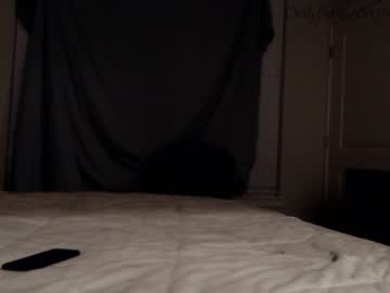 webcam couple ari_lovexo live cam image #3003158