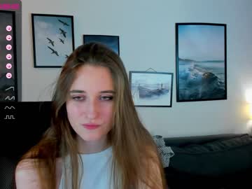 webcam girl maliatale live cam image #4157045