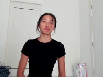 webcam girl asiangirlandwhiteguy live cam image #4716295