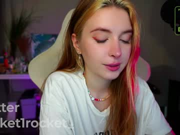 webcam girl pocketrocket_ live cam image #5272115