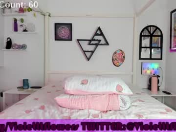 webcam girl violetttflowers live cam image #460049