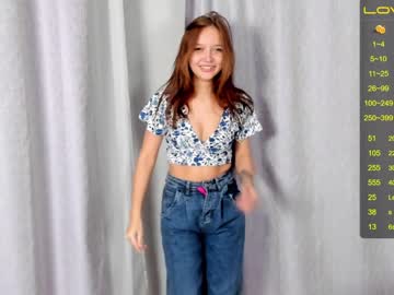 webcam girl reginaleslie live cam image #3060070