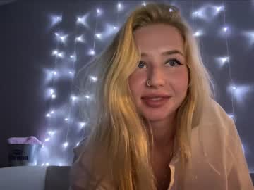 webcam girl deardaria live cam image #4233482