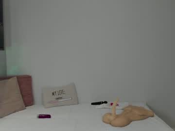 webcam girl jeangreybianca live cam image #3747346