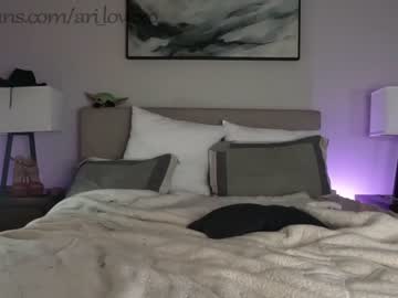 webcam couple ari_lovexo live cam image #4342903