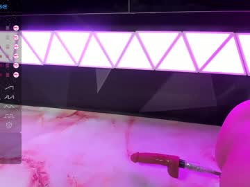 webcam girl vanessa_love live cam image #5869196