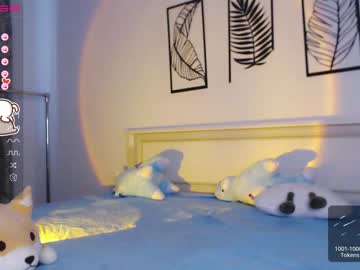 webcam girl small_blondee live cam image #3301539