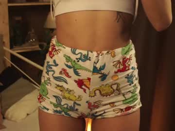 webcam girl arielreal live cam image #5181782