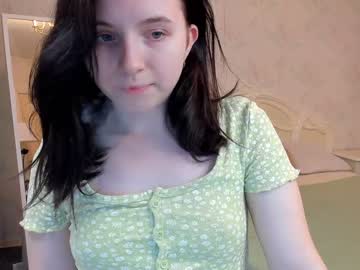 webcam girl kimberlyberry live cam image #2375010