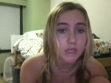 webcam couple thiskittyinheat live cam image #3155250