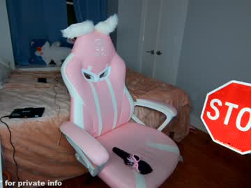 webcam girl aynmarie live cam image #4500381