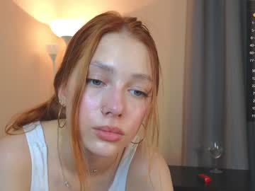 webcam girl shirleywhitney live cam image #5229128