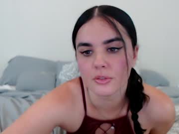 webcam girl gia_is_horny live cam image #5173627