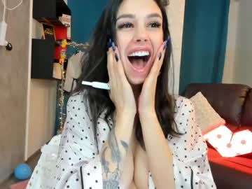 webcam girl hotfallingdevil live cam image #932147