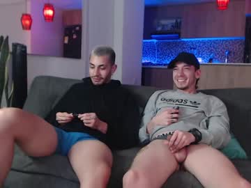 webcam man fratguysonline live cam image #3951687