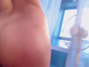 webcam girl ellyloy live cam image #3491680