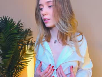webcam girl katrin_tangerine live cam image #6792772