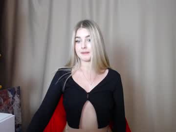 webcam girl cute18cute live cam image #3437180