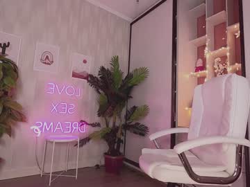 webcam girl hi_teika live cam image #2391309
