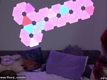 webcam girl fiery_redhead live cam image #248169