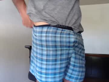 webcam man collegeself001 live cam image #2048868