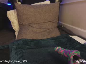 webcam girl taylor_love_303 live cam image #3523435